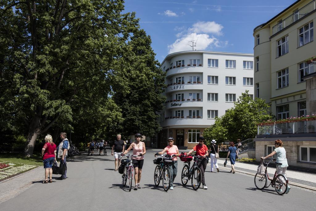 Hotel Bellevue Tlapak Poděbrady Esterno foto
