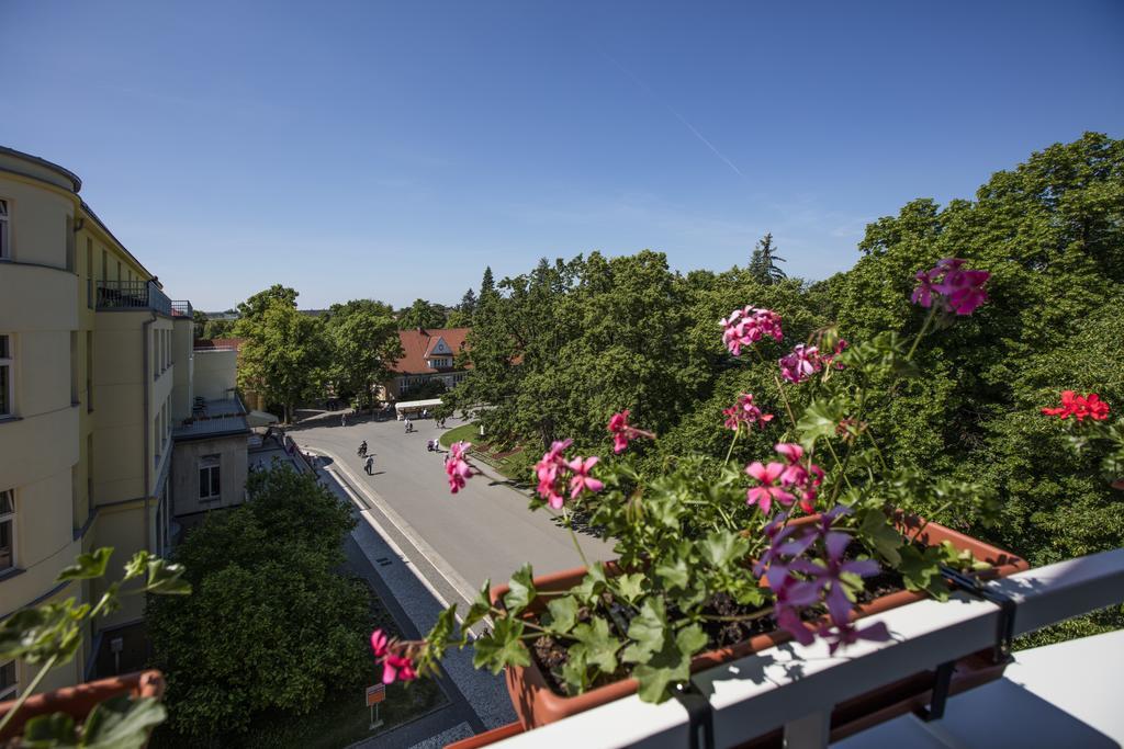 Hotel Bellevue Tlapak Poděbrady Esterno foto